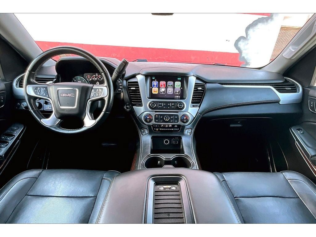 Used 2017 GMC Yukon SLT w/ HD Trailering Package AWD/4WD image 16