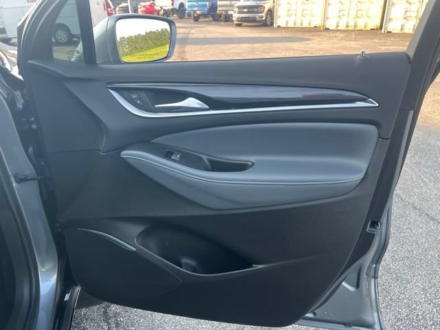 Used 2018 Buick Enclave Essence AWD/4WD image 42