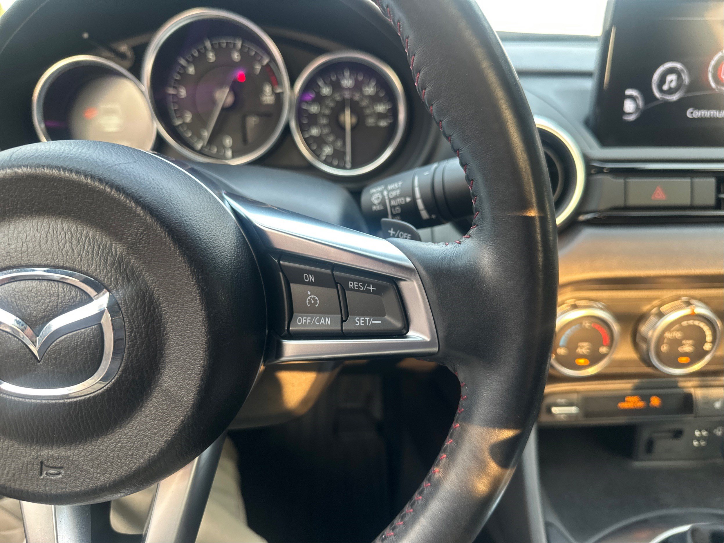 Used 2019 MAZDA MX-5 Miata RF Grand Touring RWD image 30