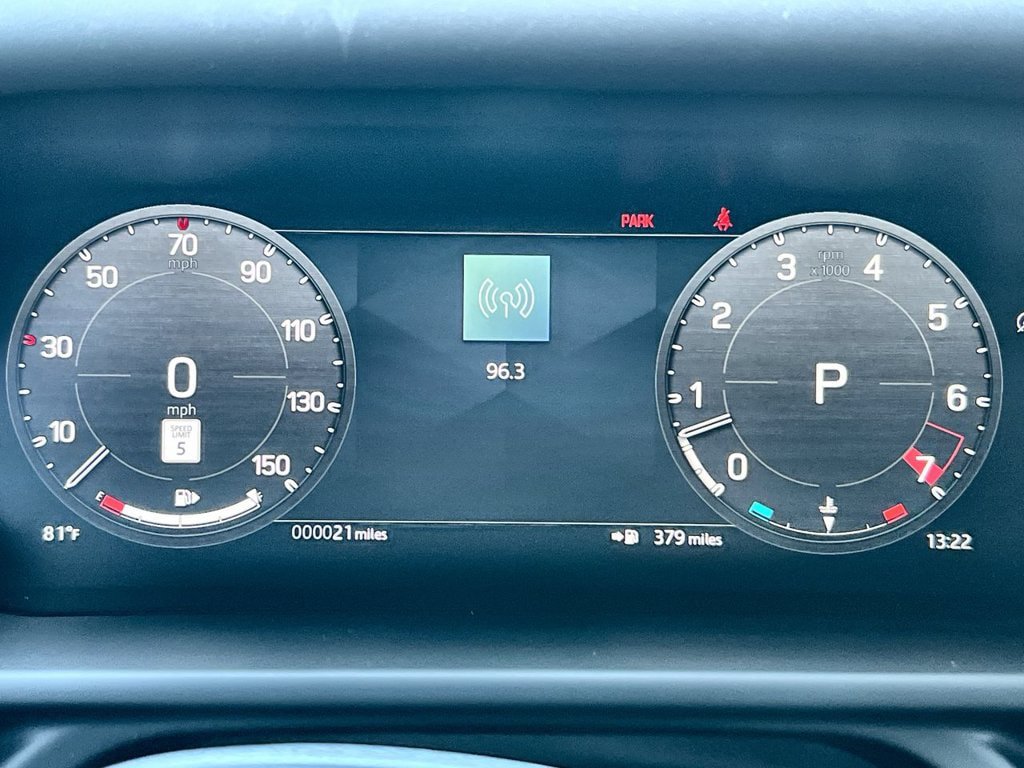 New 2026 Land Rover Defender 110 X-Dynamic SE AWD/4WD image 22