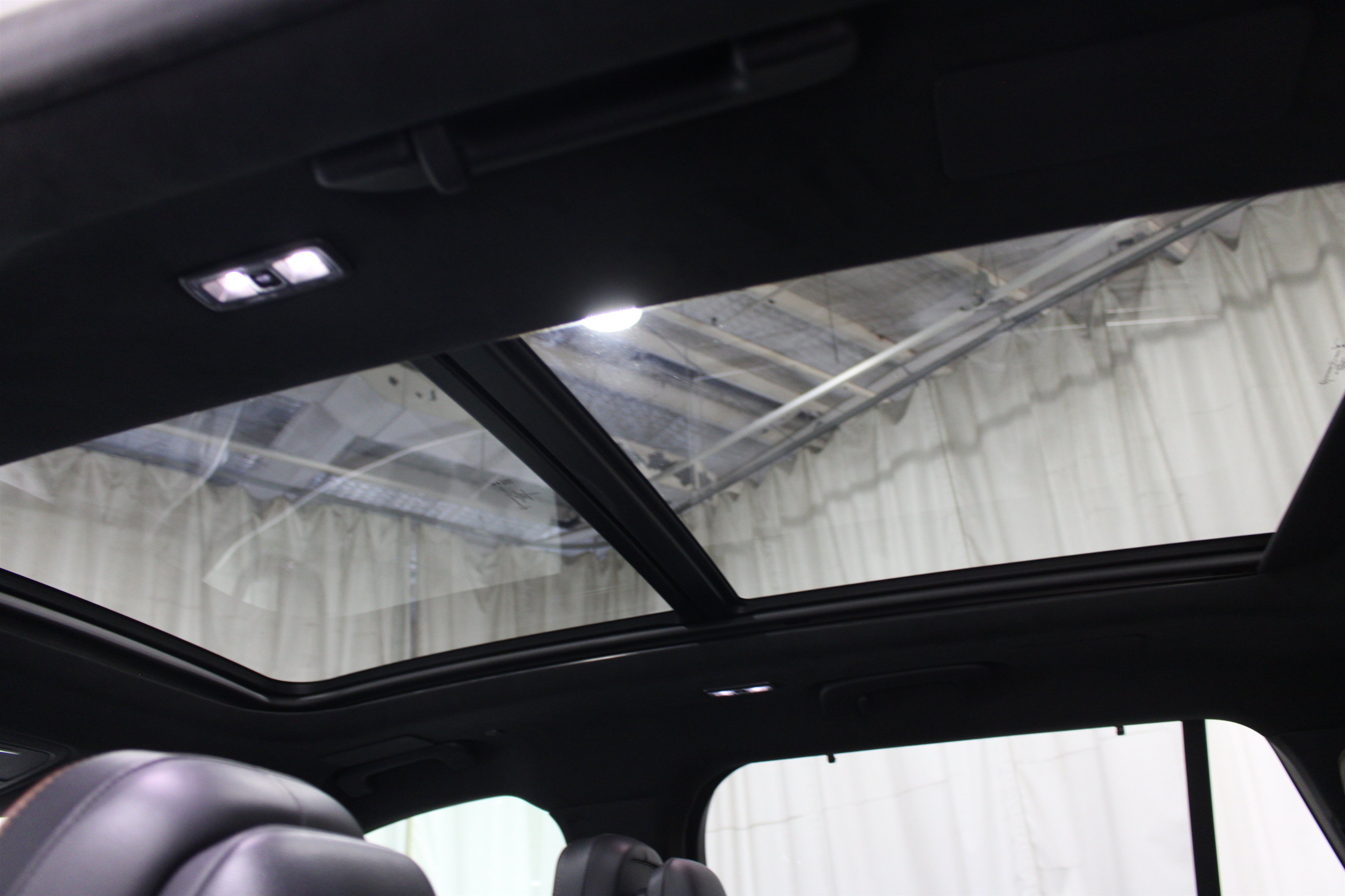 Used 2025 Lincoln Aviator Black Label AWD/4WD image 26