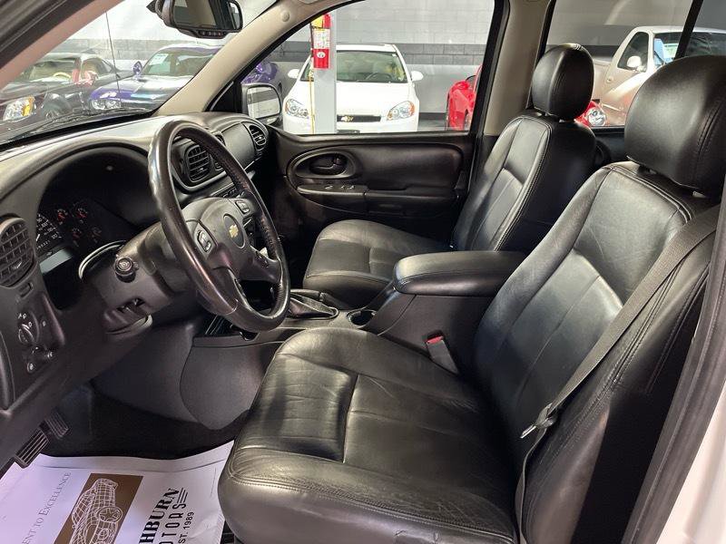 Used 2008 Chevrolet TrailBlazer LT w/ Sun And 6-Disc Cd Package AWD/4WD image 25