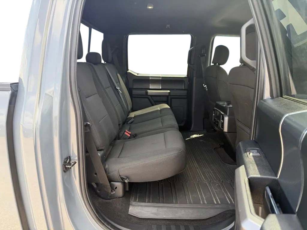 Used 2020 Ford F150 XLT w/ Equipment Group 302A Luxury AWD/4WD image 31