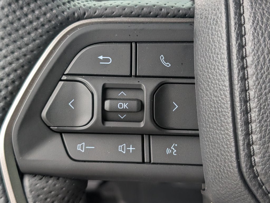 Certified 2026 Toyota Tacoma Limited AWD/4WD image 16