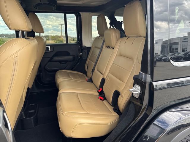 Used 2019 Jeep Wrangler Unlimited Sahara w/ Dual Top Group image 39