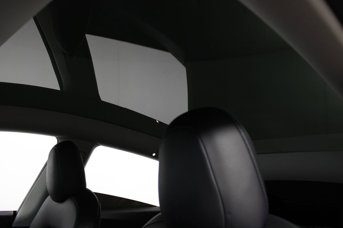 Used 2021 Tesla Model Y Long Range AWD/4WD image 10