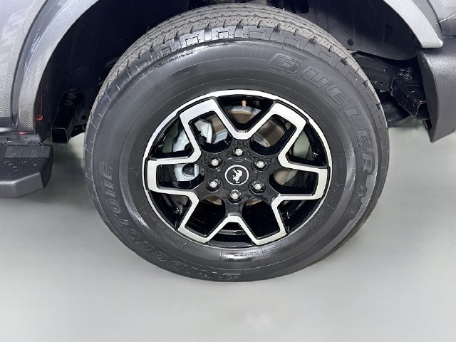 Used 2023 Ford Bronco Outer Banks AWD/4WD image 31