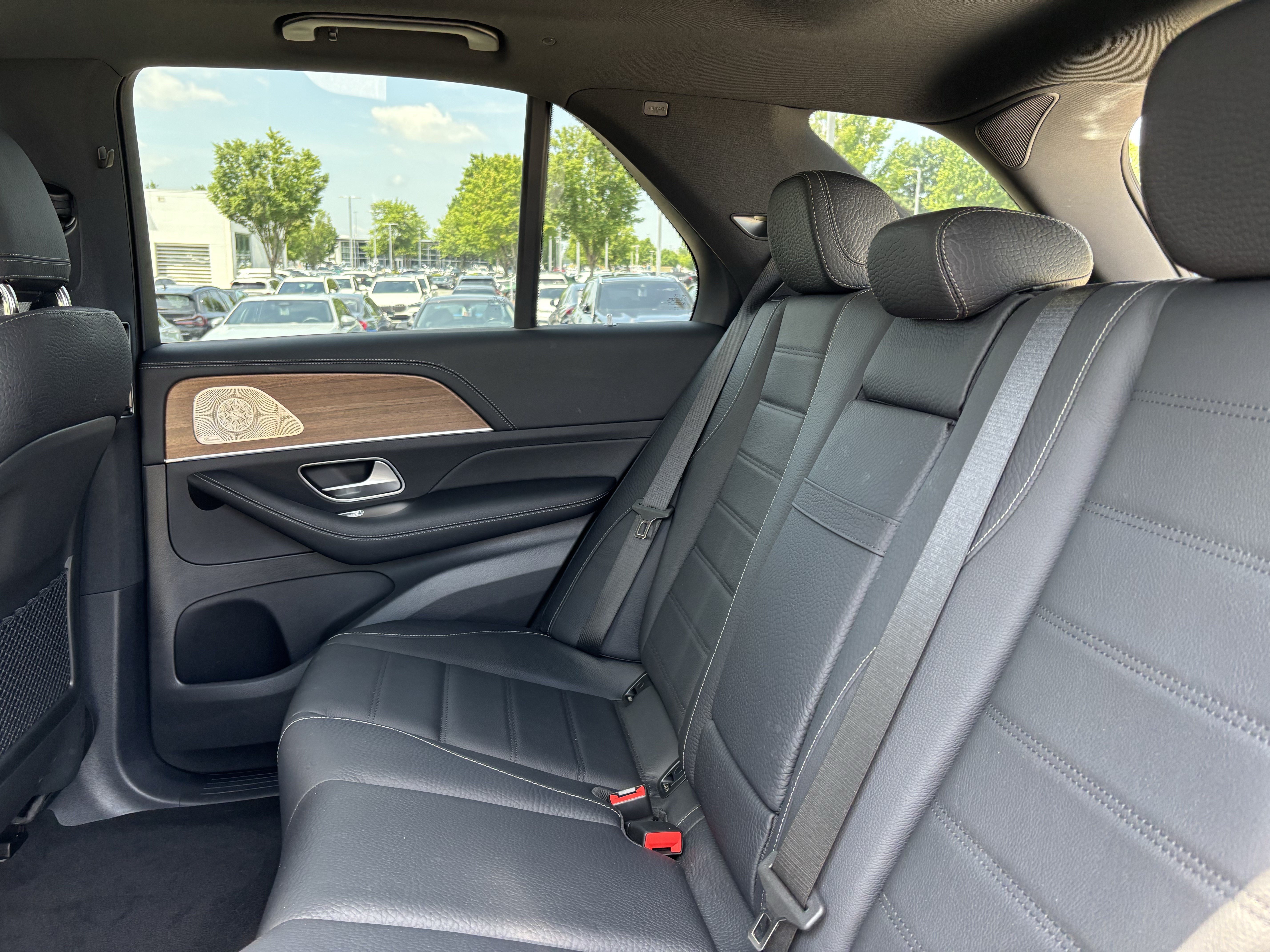 Used 2024 Mercedes-Benz GLE 450 4MATIC image 32