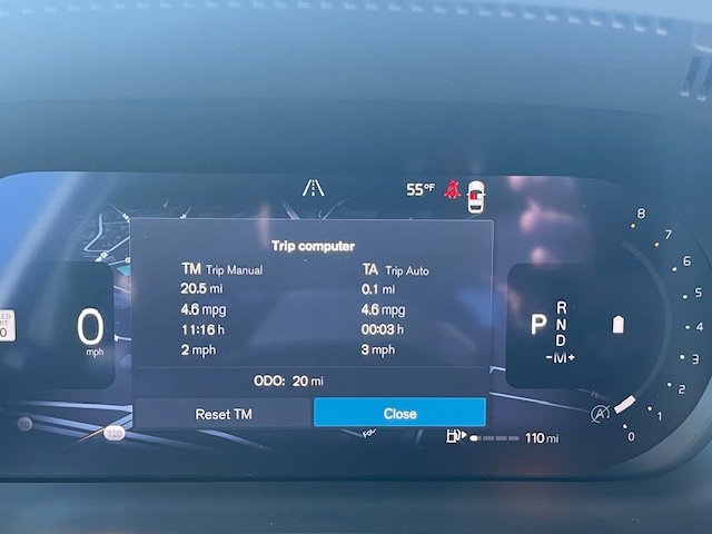 New 2026 Volvo XC60 B5 Plus w/ Protection Package Premier AWD/4WD image 16