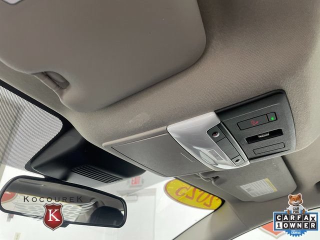 Used 2025 Nissan Sentra SR w/ SR Premium Package FWD image 19