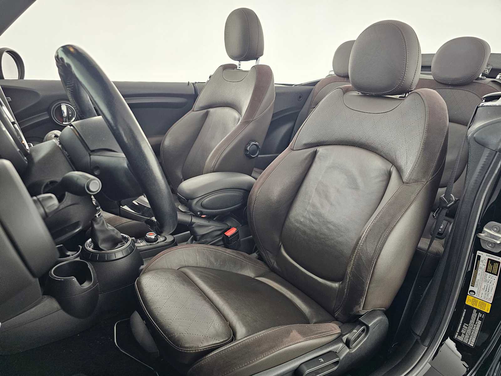 Used 2017 MINI Cooper Convertible image 19