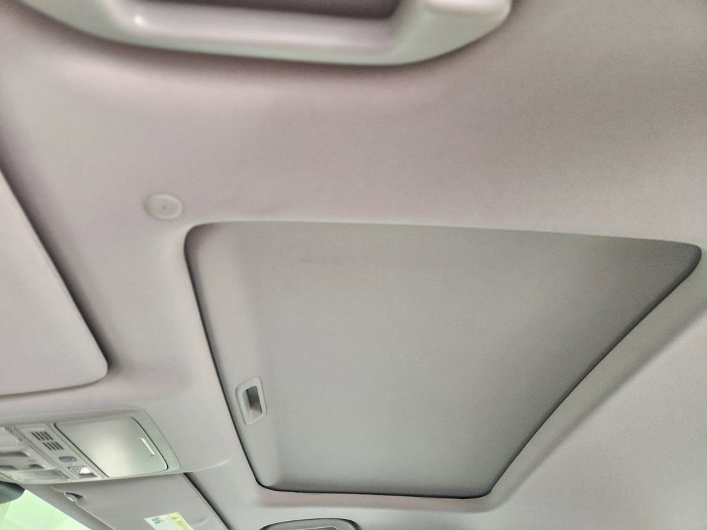 Used 2019 Honda Accord Touring image 24