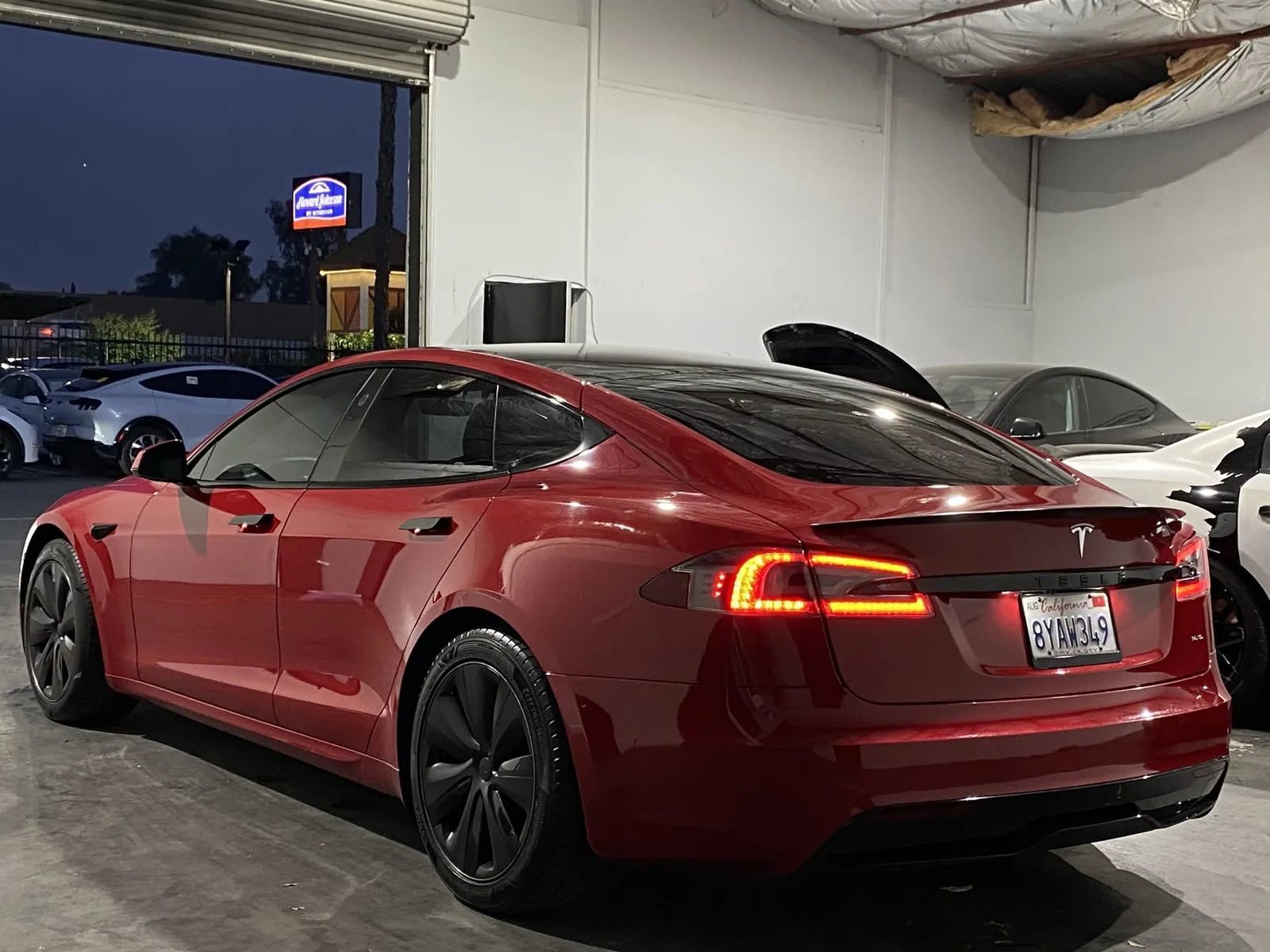 Used 2021 Tesla Model S Plaid image 2