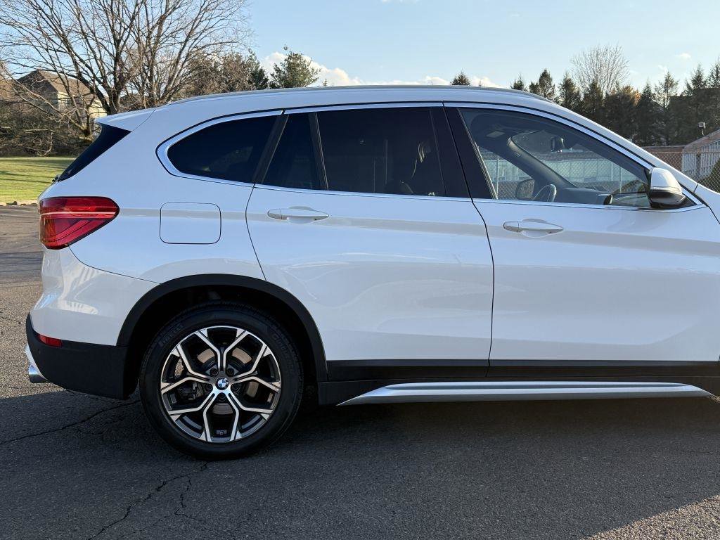 Used 2021 BMW X1 xDrive28i w/ Convenience Package AWD/4WD image 9