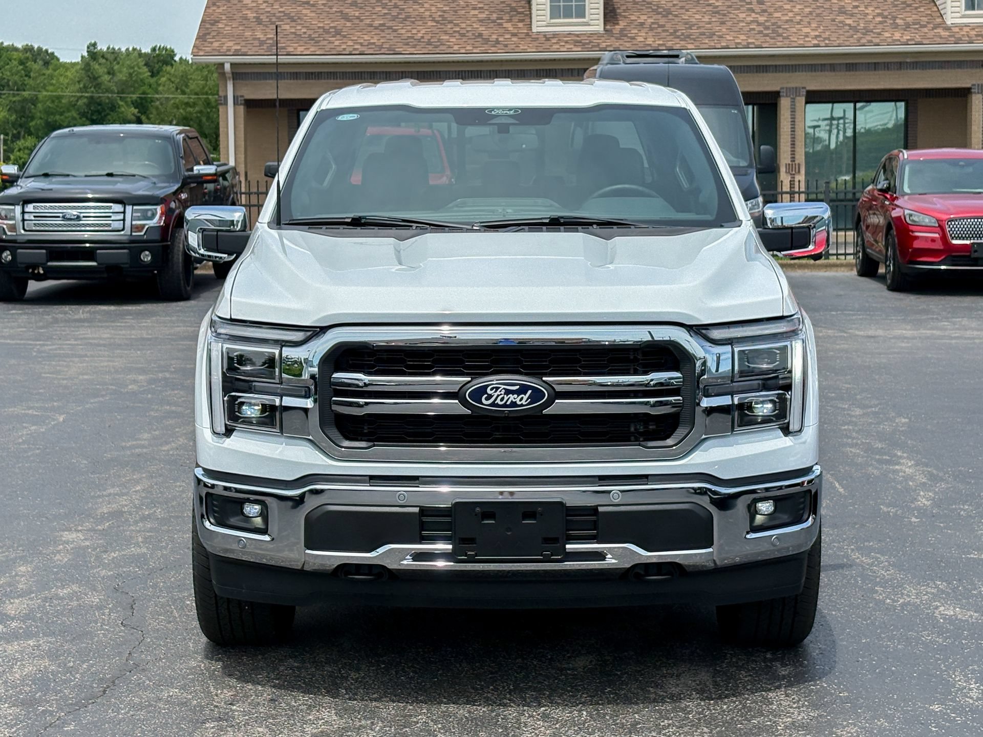 Used 2026 Ford F150 Lariat w/ Equipment Group 501A Mid AWD/4WD image 4