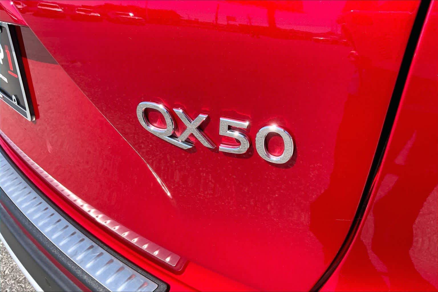 Used 2024 INFINITI QX50 Sensory w/ Accent Package AWD/4WD image 30
