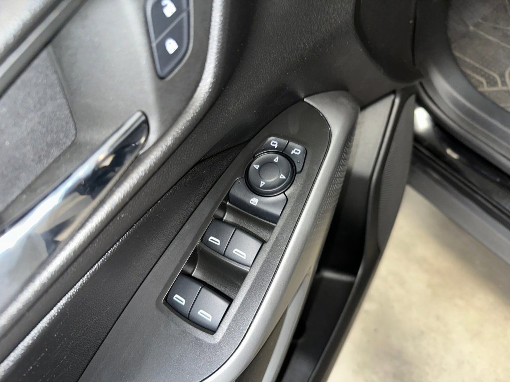 Certified 2024 Chevrolet Trax LS w/ LS Convenience Package image 4