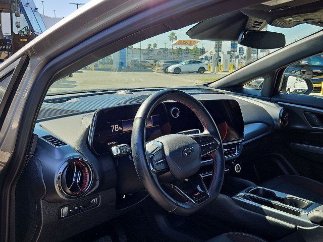 Used 2024 Chevrolet Equinox EV RS FWD image 10