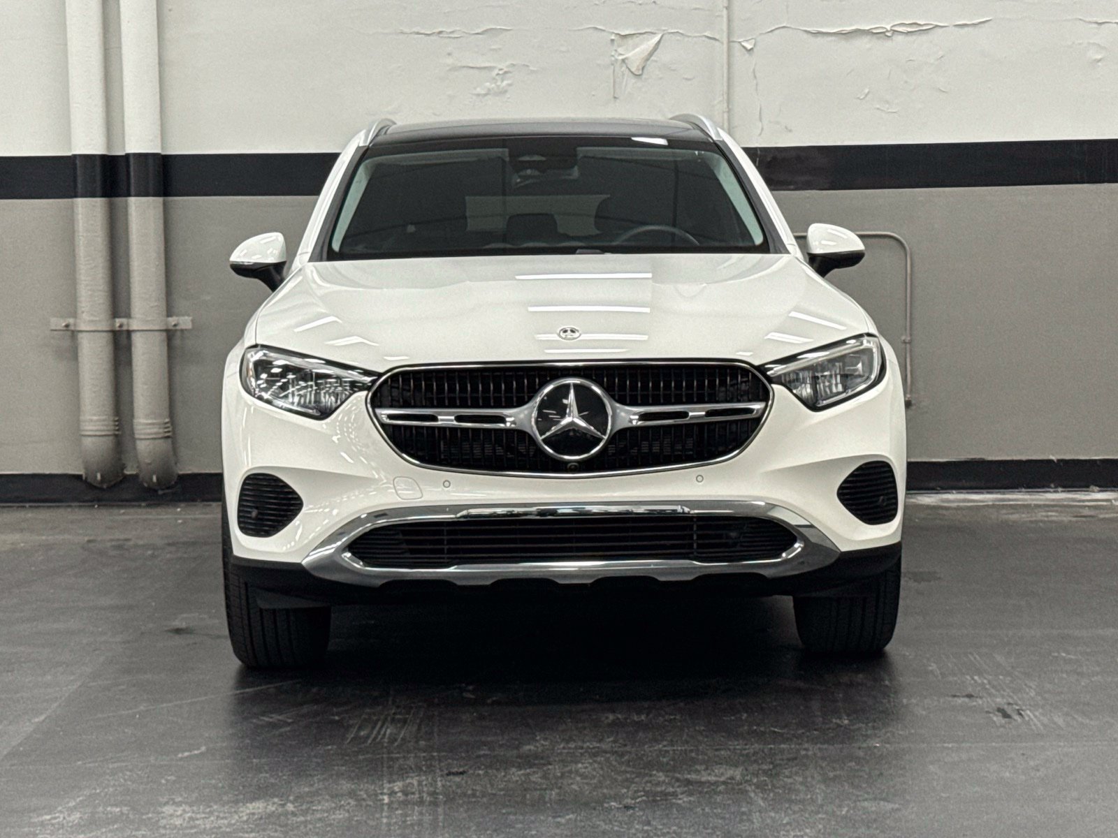 Certified 2025 Mercedes-Benz GLC 350e 4MATIC image 3