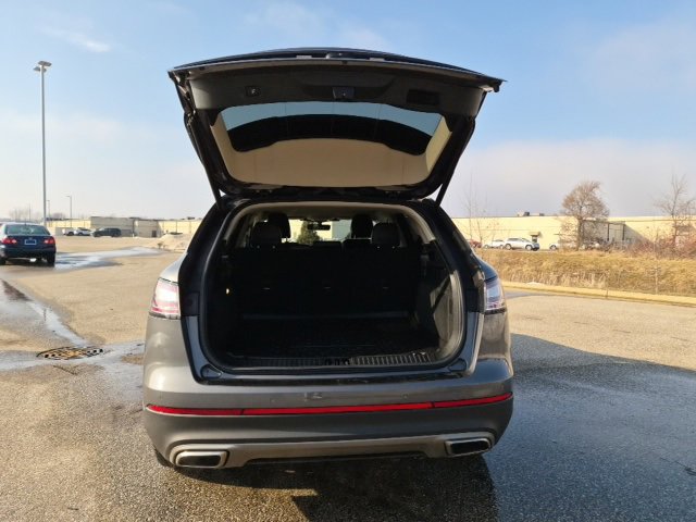 Used 2023 Lincoln Nautilus AWD w/ Premium Package image 7