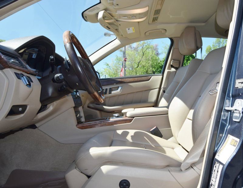 Used 2013 Mercedes-Benz E 350 4MATIC image 19