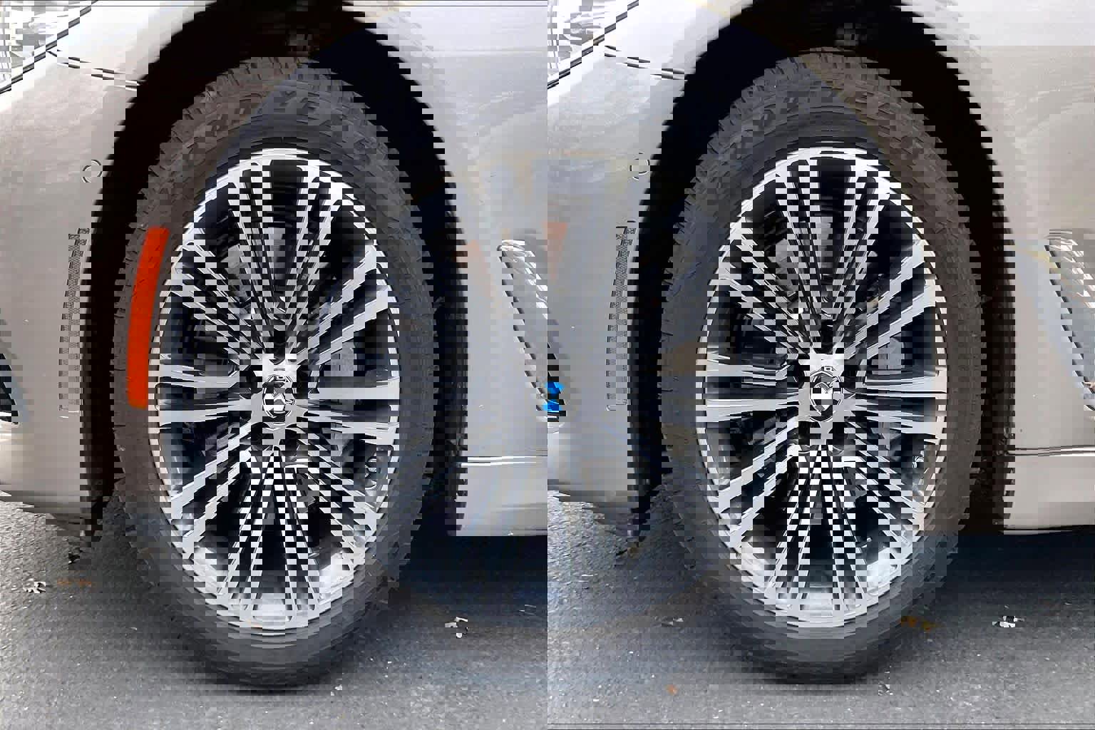 Used 2019 BMW 530i w/ Convenience Package image 12