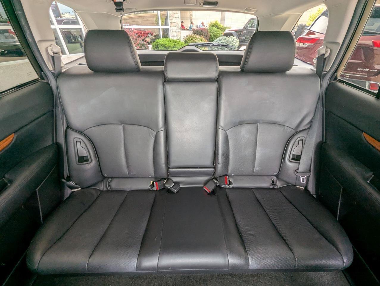 Used 2014 Subaru Outback 2.5i Limited w/ Moonroof Package AWD/4WD image 25