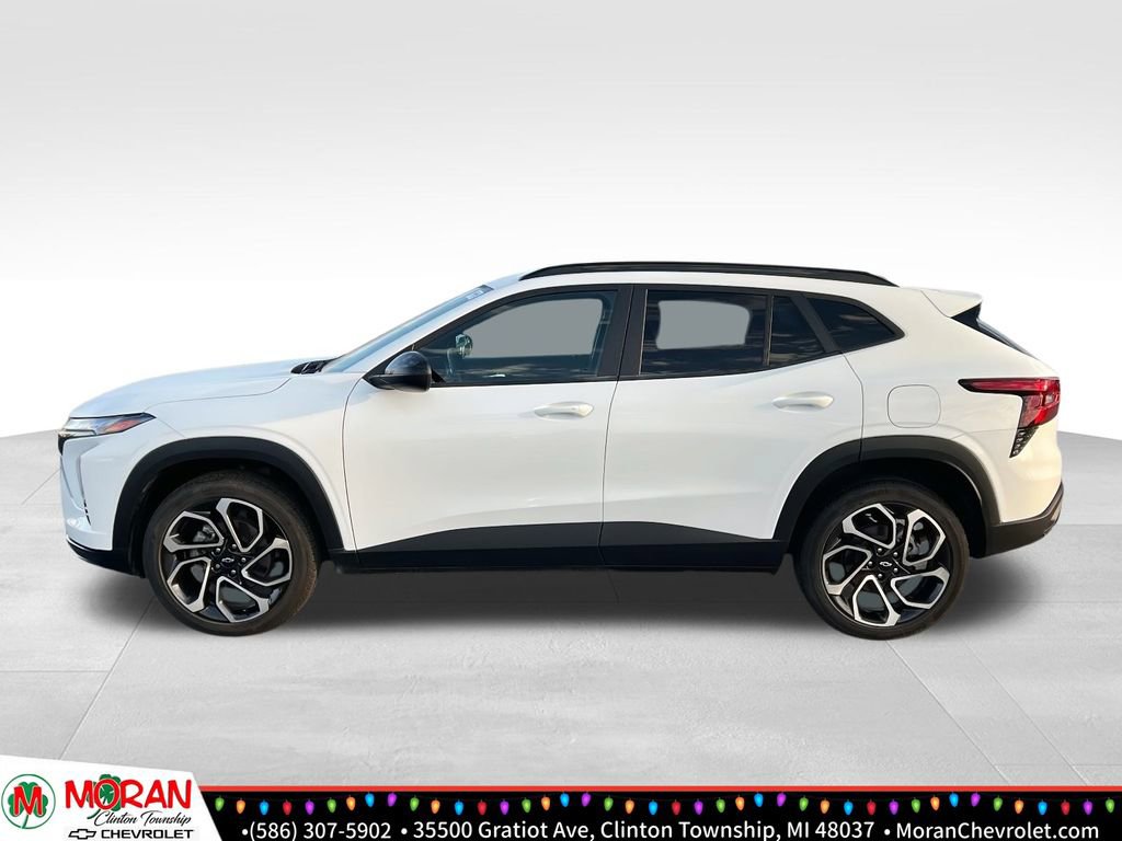 Certified 2024 Chevrolet Trax RS image 3