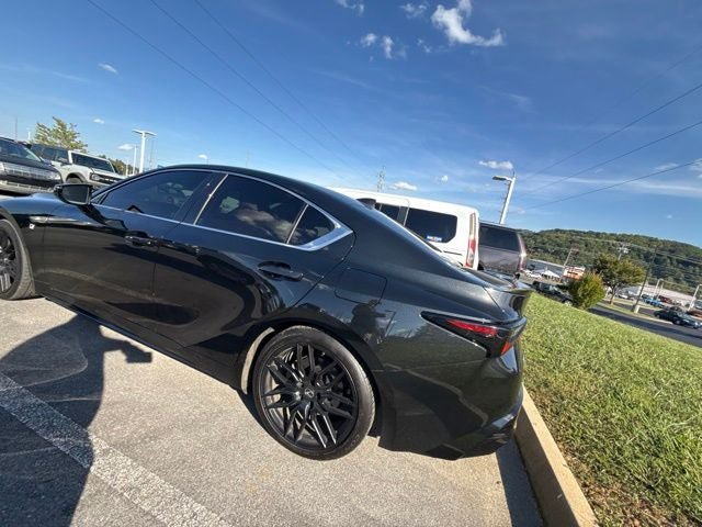 Used 2021 Lexus IS 350 F Sport w/ Dynamic Handling Package RWD image 16