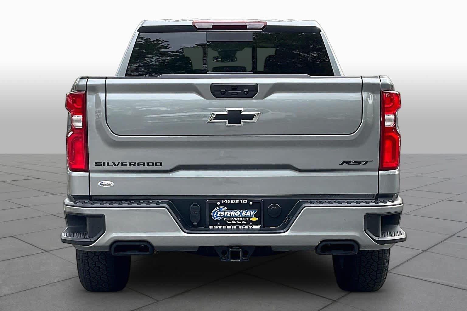 Used 2026 Chevrolet Silverado 1500 RST AWD/4WD image 9