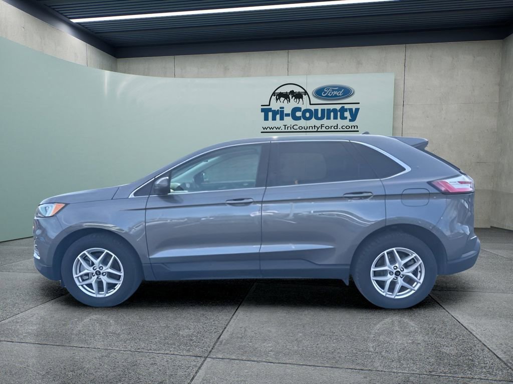 Used 2024 Ford Edge SEL w/ Convenience Package image 4