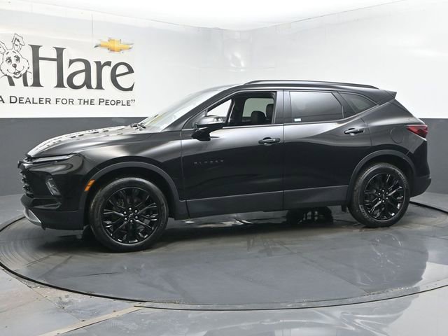 Used 2024 Chevrolet Blazer LT w/ LPO, Black Grille Bar Package image 32