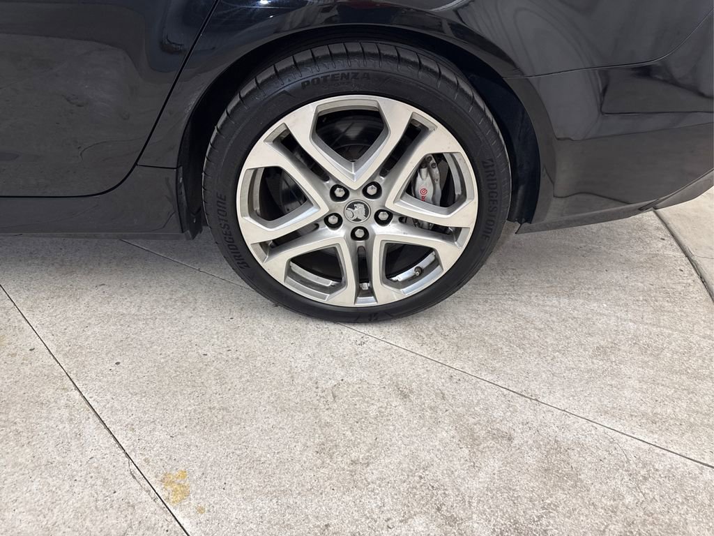 Used 2015 Chevrolet SS RWD image 16