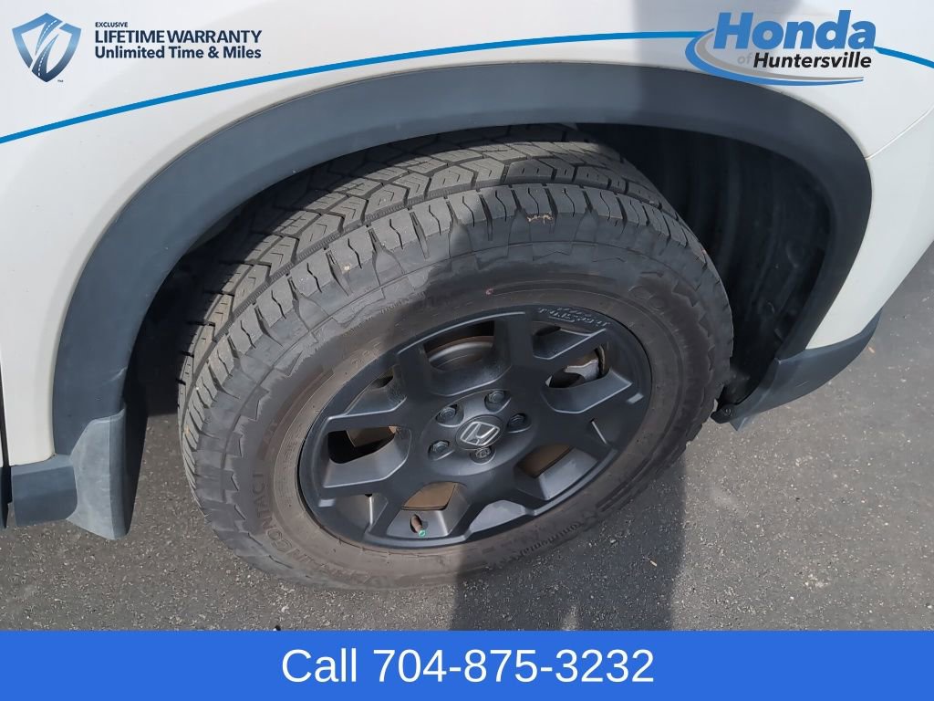Used 2024 Honda Pilot TrailSport image 9