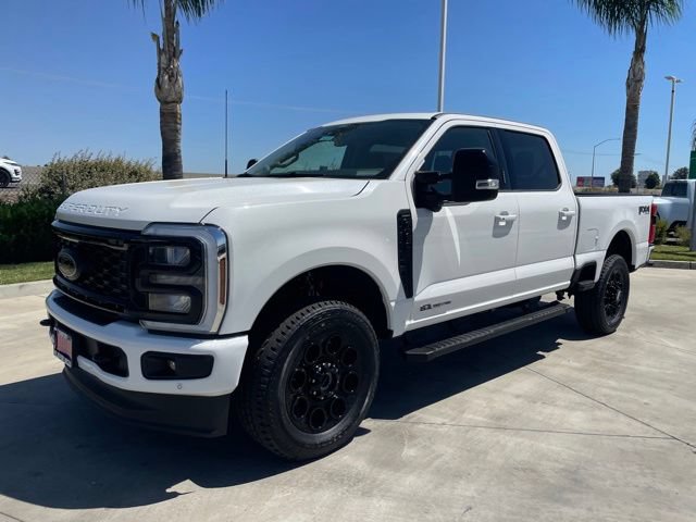 New 2026 Ford F350 Lariat w/ Black Appearance Package
