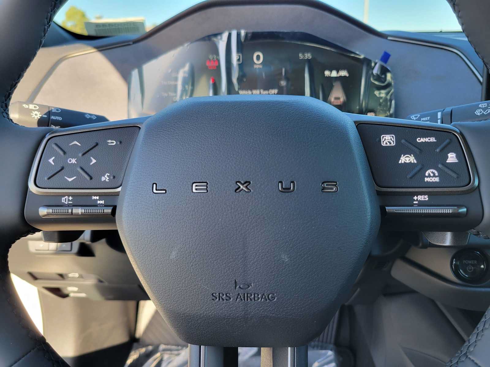 Used 2026 Lexus ES 350e w/ Convenience Package FWD image 22