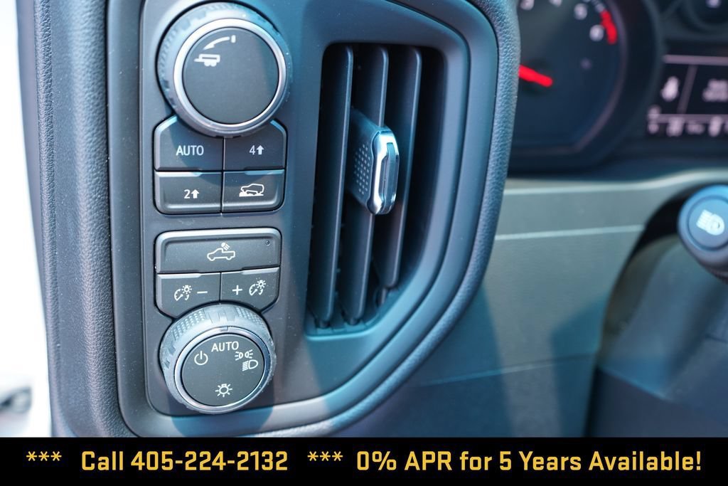 New 2026 Chevrolet Silverado 1500 Custom w/ LPO, Dark Essentials Package AWD/4WD image 32