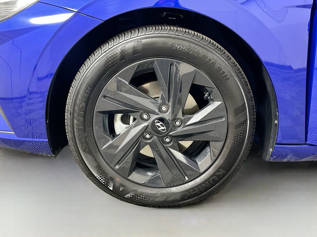 Certified 2023 Hyundai Elantra Blue image 30