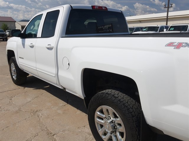 Used 2016 Chevrolet Silverado 2500 LT w/ LT Convenience Package AWD/4WD image 9