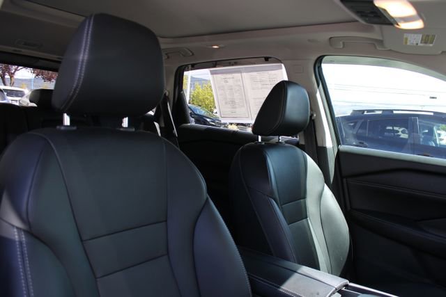 Used 2024 Nissan Rogue SL w/ SL Premium Package AWD/4WD image 19