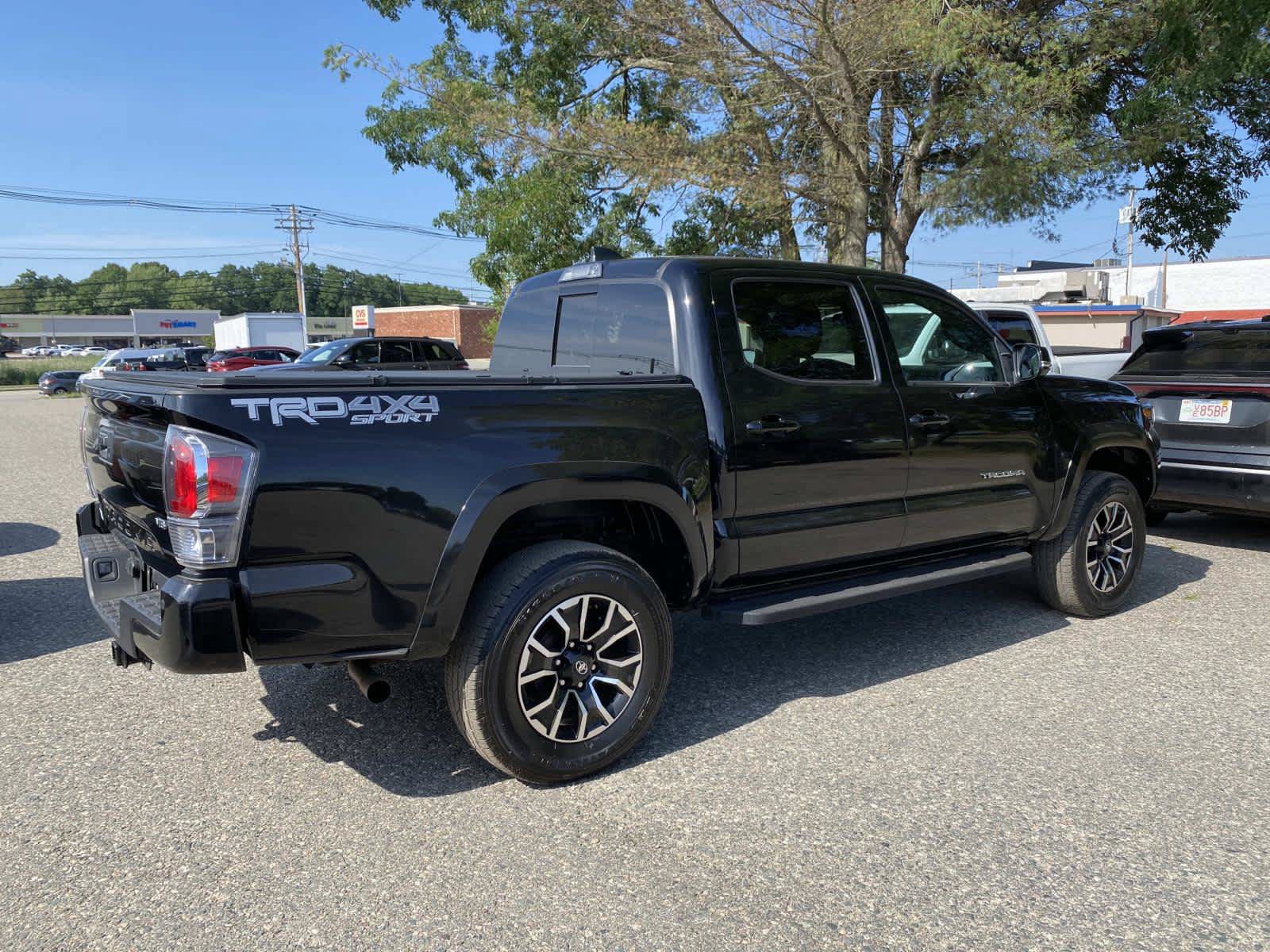 Used 2023 Toyota Tacoma TRD Sport w/ TRD Premium Sport Package AWD/4WD image 3
