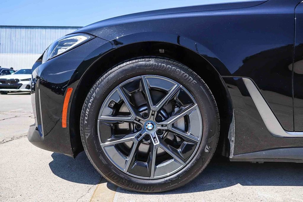 Used 2023 BMW i4 eDrive35 w/ Premium Package RWD image 13