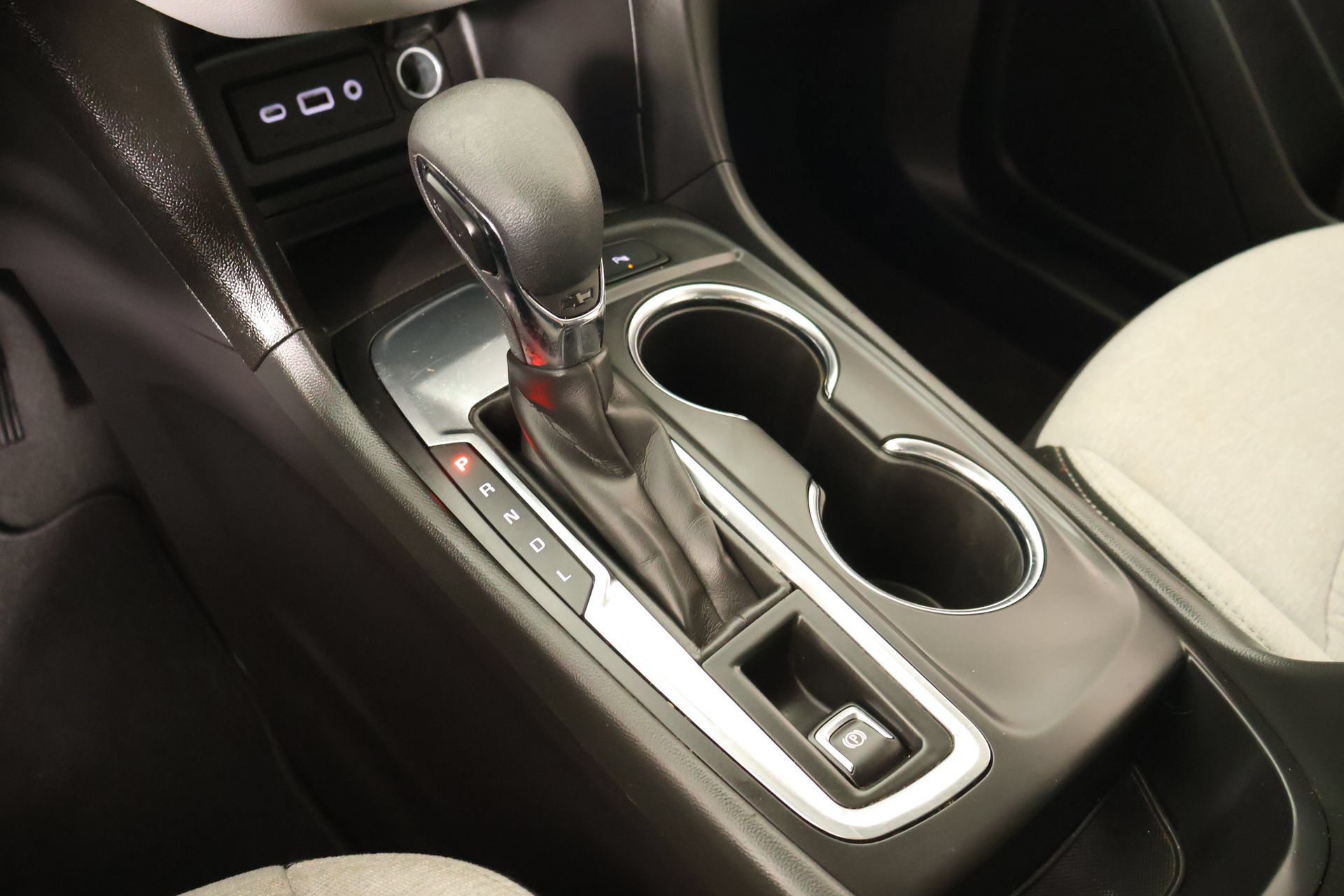 Used 2023 Chevrolet Equinox LT FWD image 7