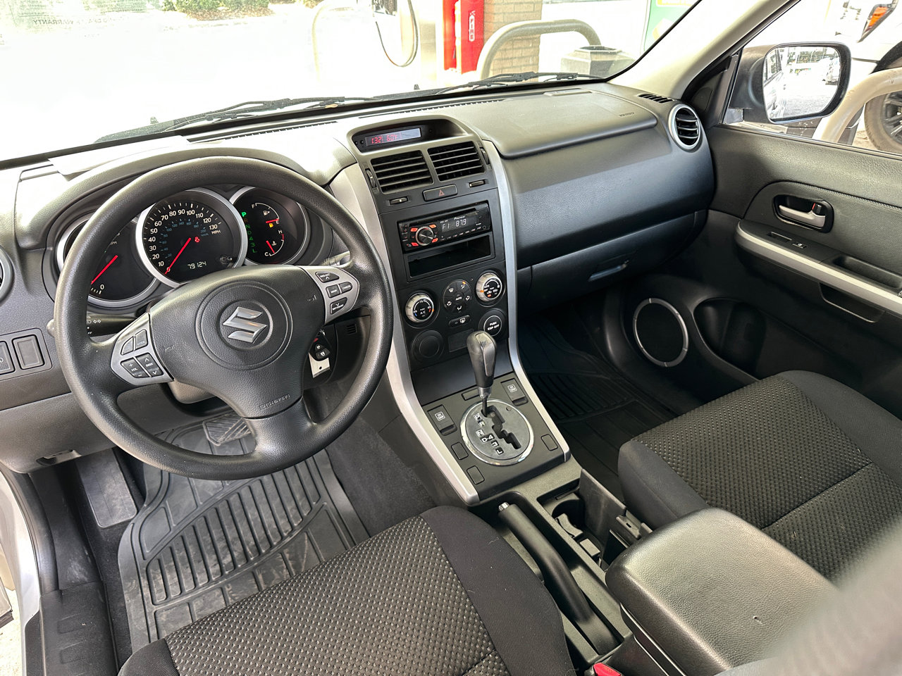 Used 2006 Suzuki Grand Vitara Premium image 13