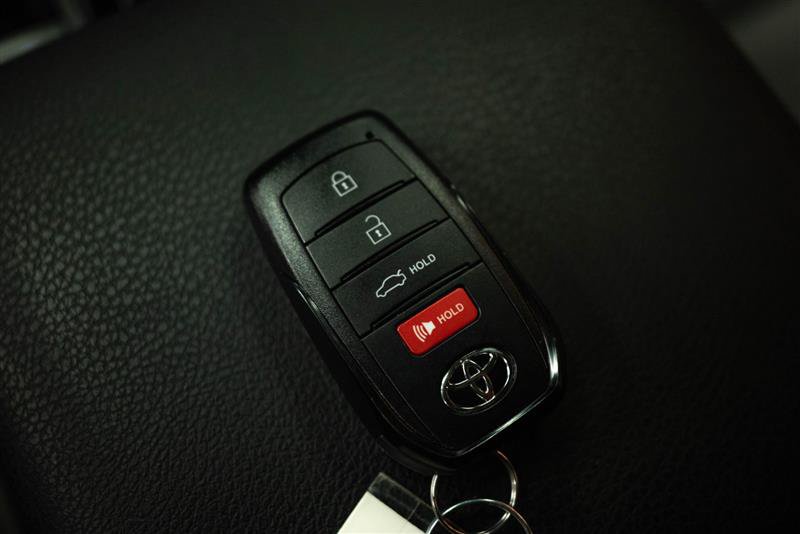 Used 2025 Toyota Camry SE FWD image 22