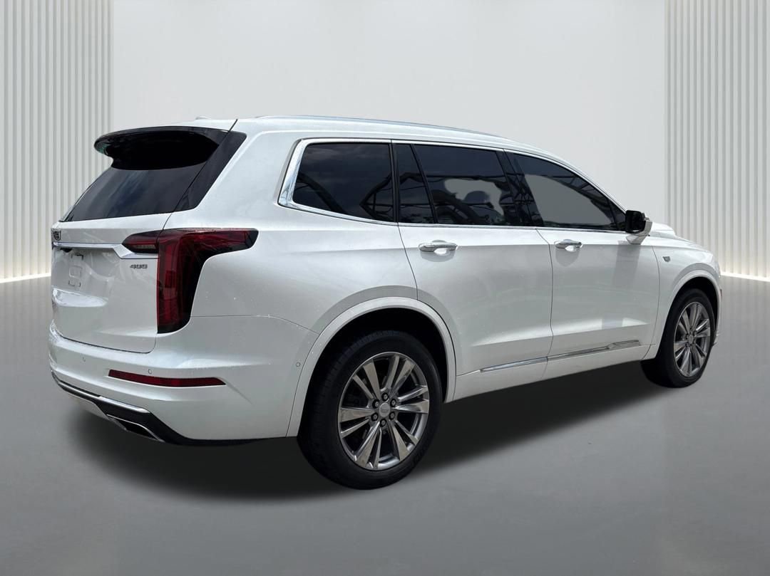Certified 2023 Cadillac XT6 Premium Luxury w/ Technology Package FWD image 5