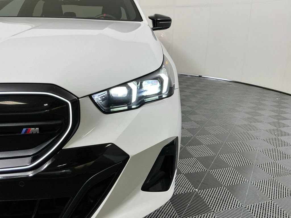Used 2024 BMW i5 M60 w/ Premium Package AWD/4WD image 8