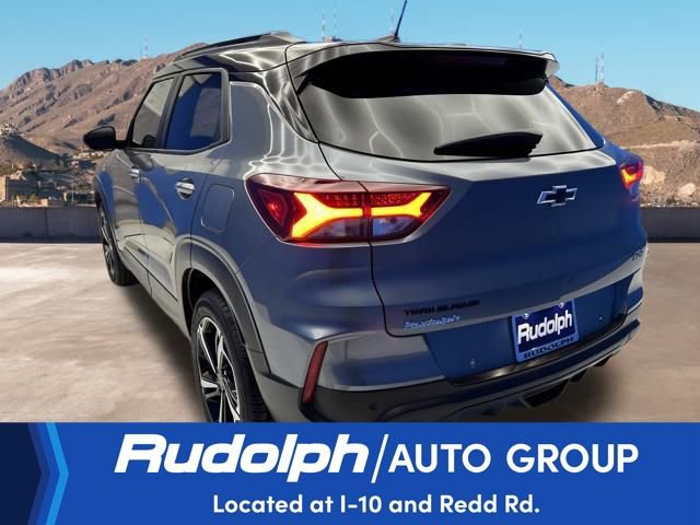 Used 2021 Chevrolet TrailBlazer RS w/ Sun and Liftgate Package image 3