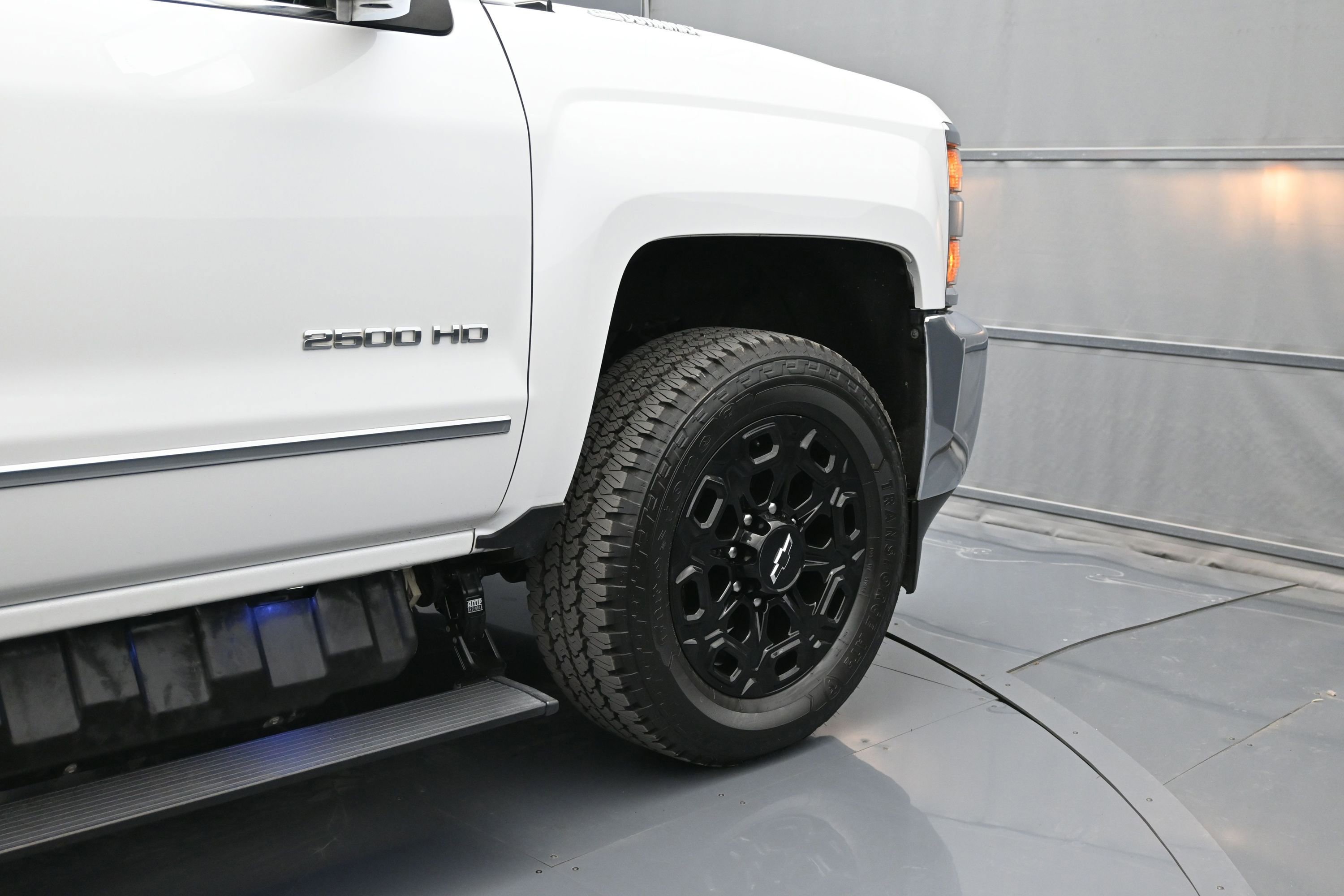 Used 2018 Chevrolet Silverado 2500 LTZ w/ Duramax Plus Package AWD/4WD image 43