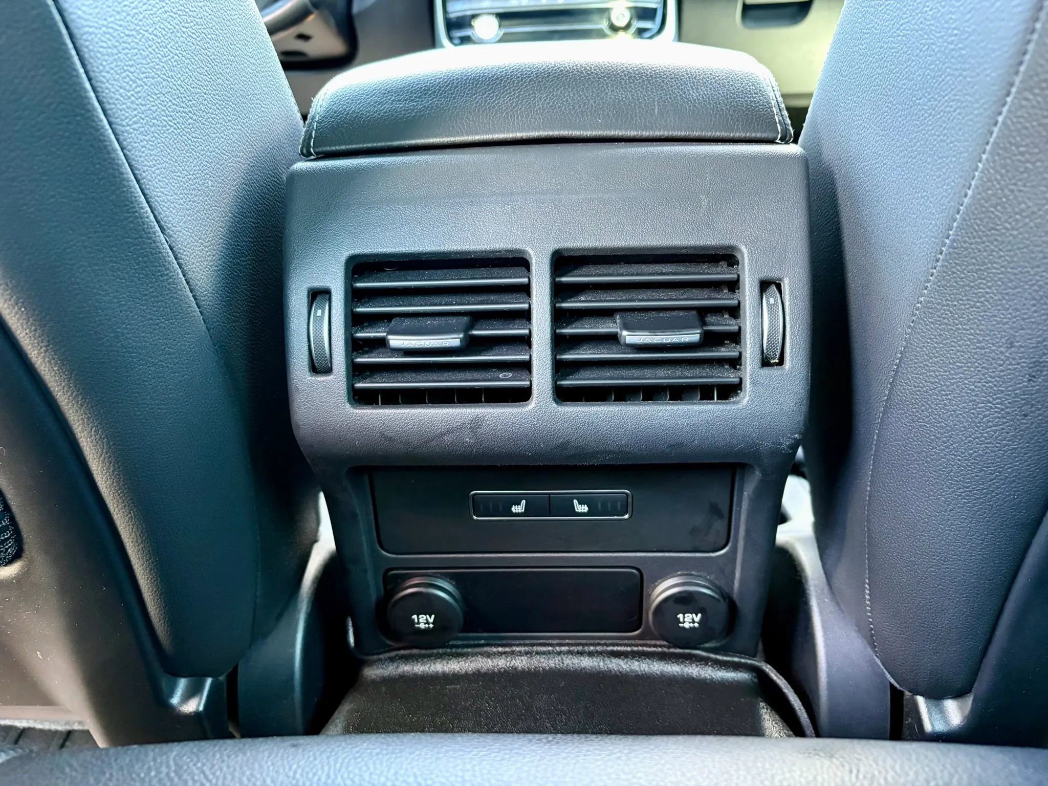 Used 2018 Jaguar XE S AWD/4WD image 20